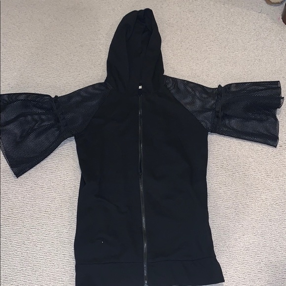 LF Zip Up - Picture 2 of 4